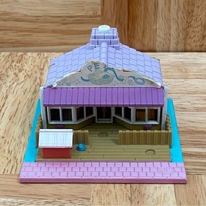 1993 Vintage Polly Pocket Bluebird Toys Swindon England Pet Shop House